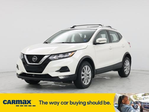 2022 Nissan Rogue Sport SV