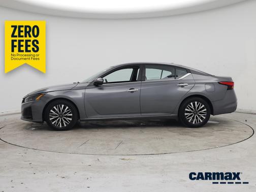 Gray 2023 Nissan Altima SV