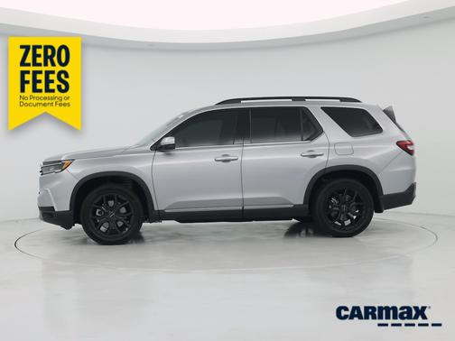 Silver 2025 Honda Pilot Touring