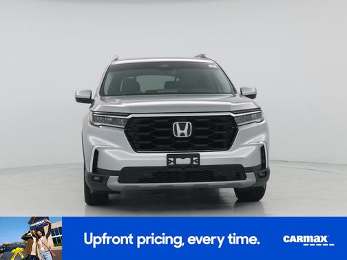 Silver 2025 Honda Pilot Touring