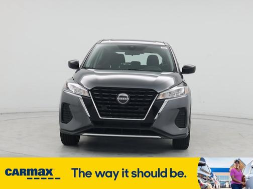2022 Nissan Kicks S