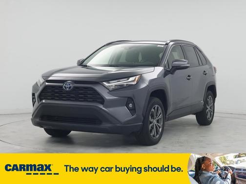 2022 Toyota RAV4 XLE Premium