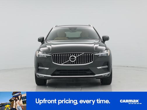 Gray 2022 Volvo XC60 B5 Inscription