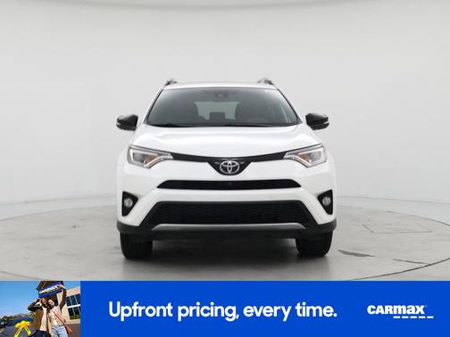 2017 Toyota RAV4 SE