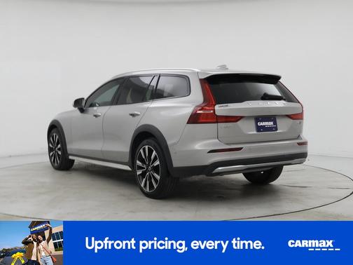 2023 Volvo V60 Cross Country B5 Ultimate