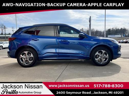 2023 Ford Escape ST-Line Select