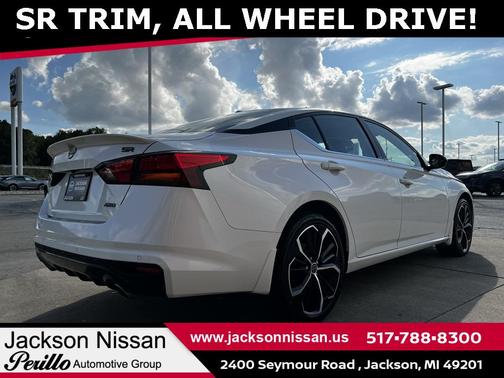 2023 Nissan Altima 2.5 SR