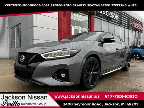 2022 Nissan Maxima SR