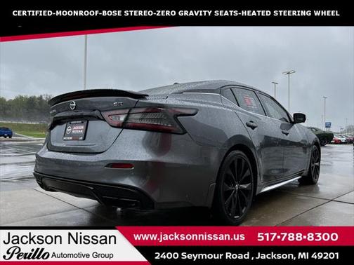 2022 Nissan Maxima SR