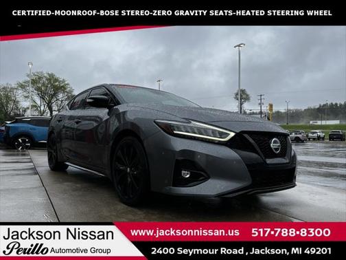 2022 Nissan Maxima SR