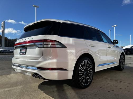 2023 Lincoln Aviator Black Label AWD