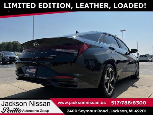 2023 Hyundai ELANTRA Limited