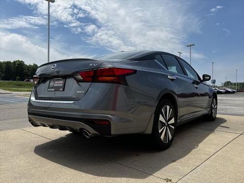 2022 Nissan Altima 2.5 SV