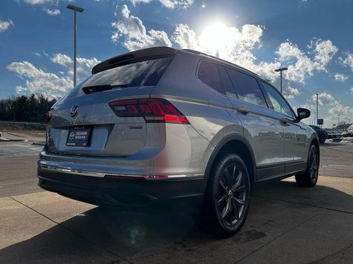 2022 Volkswagen Tiguan 2.0T SE 4MOTION