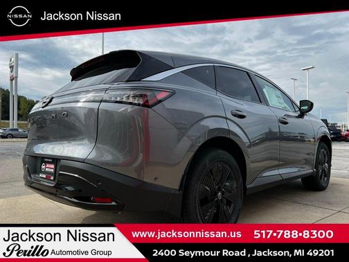 Gun Metallic 2025 Nissan Murano SV
