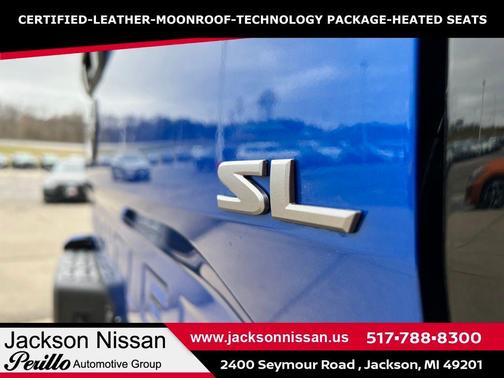 2024 Nissan Frontier SL
