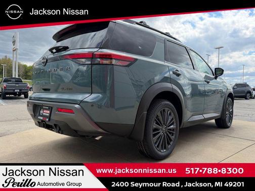 Baltic Teal 2026 Nissan Pathfinder SL