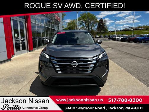 Gun Metallic 2024 Nissan Rogue SV