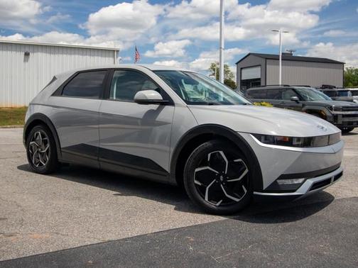 Gray 2024 Hyundai IONIQ 5 SE