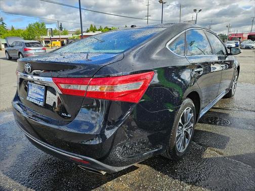 2016 Toyota Avalon XLE