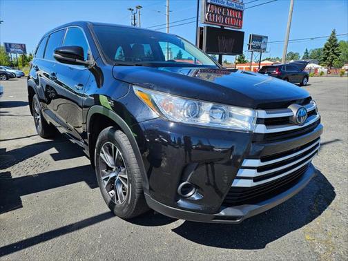2018 Toyota Highlander Hybrid LE