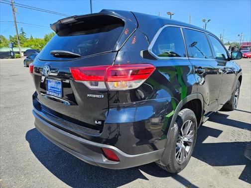 2018 Toyota Highlander Hybrid LE