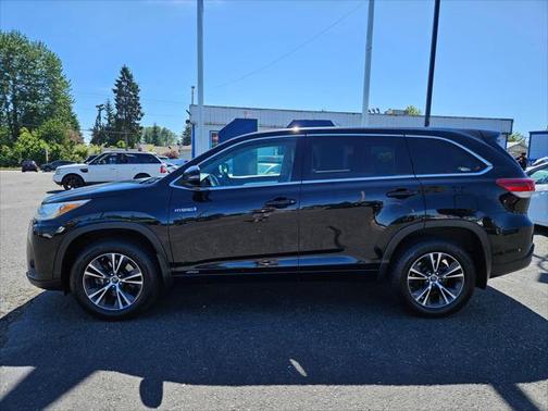 2018 Toyota Highlander Hybrid LE
