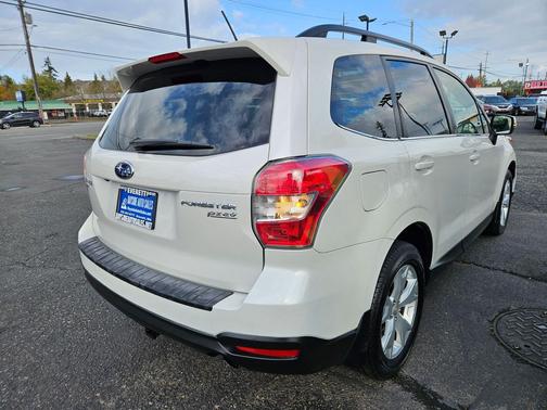 2014 Subaru Forester 2.5i Touring