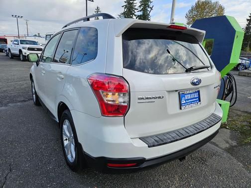2014 Subaru Forester 2.5i Touring