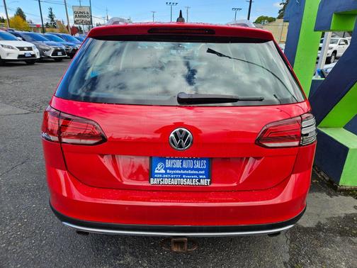2018 Volkswagen Golf Alltrack TSI SEL