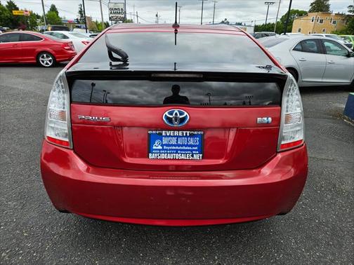 2010 Toyota Prius III