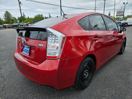 2010 Toyota Prius III