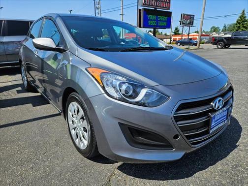 2017 Hyundai Elantra GT Base