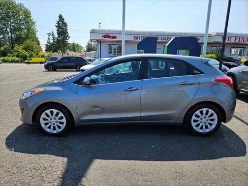 2017 Hyundai Elantra GT Base