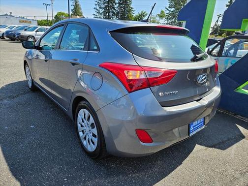 2017 Hyundai Elantra GT Base