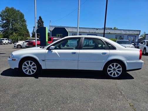 2004 Volvo S80 2.5T