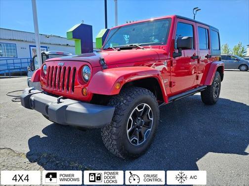 2013 Jeep Wrangler Unlimited Sahara