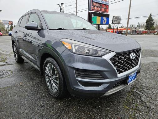 2019 Hyundai TUCSON SE