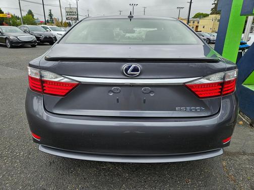2014 Lexus ES 300h Base