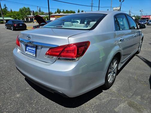 2011 Toyota Avalon Base