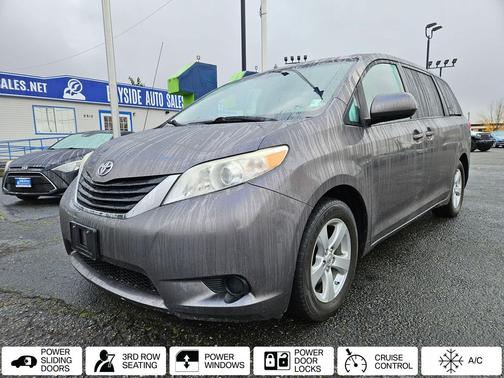 2011 Toyota Sienna LE