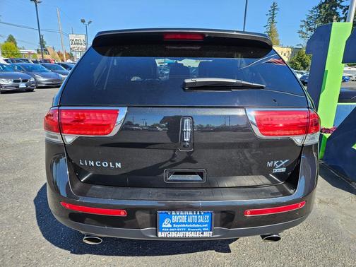 2013 Lincoln MKX Base