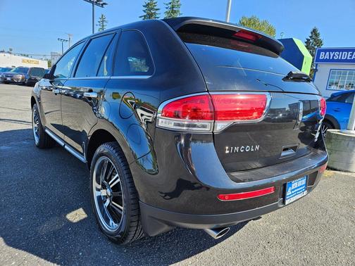 2013 Lincoln MKX Base