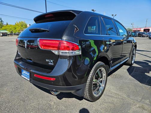 2013 Lincoln MKX Base