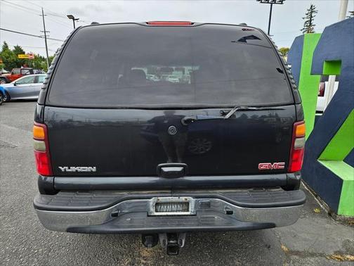 2003 GMC Yukon SLE