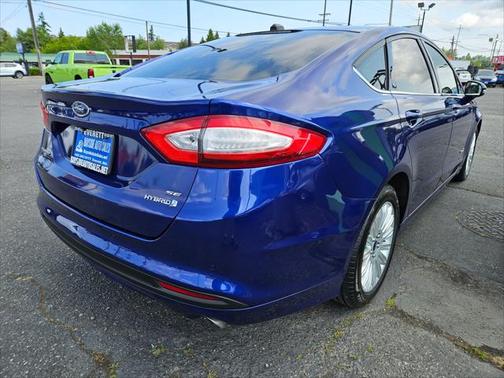 2016 Ford Fusion Hybrid SE