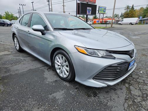 2019 Toyota Camry LE