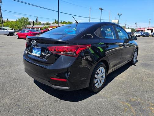 2018 Hyundai Accent SE