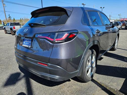 Modern Steel Metallic 2023 Honda HR-V LX