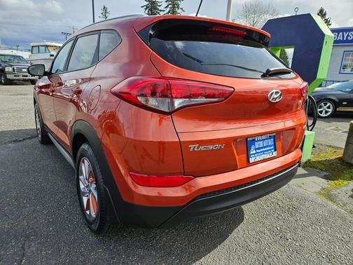 Sedona Sunset 2017 Hyundai TUCSON SE